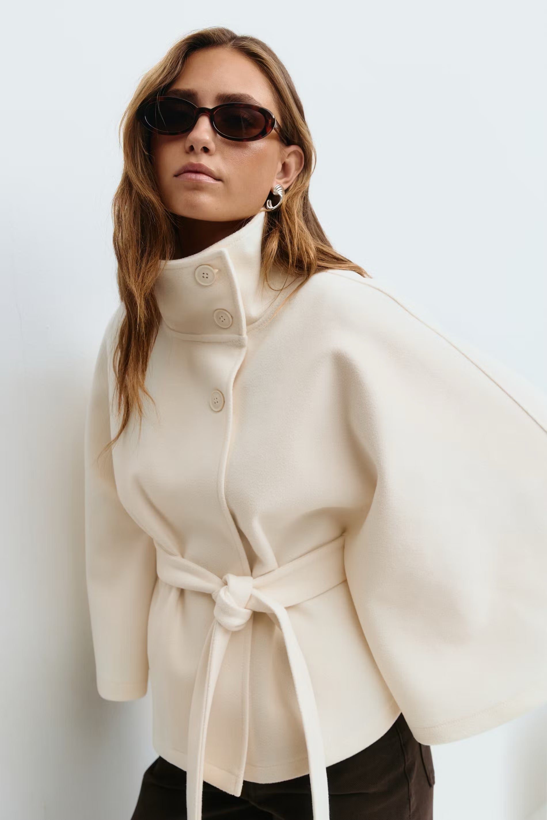 Mivaru I Viral Belt cape jacket