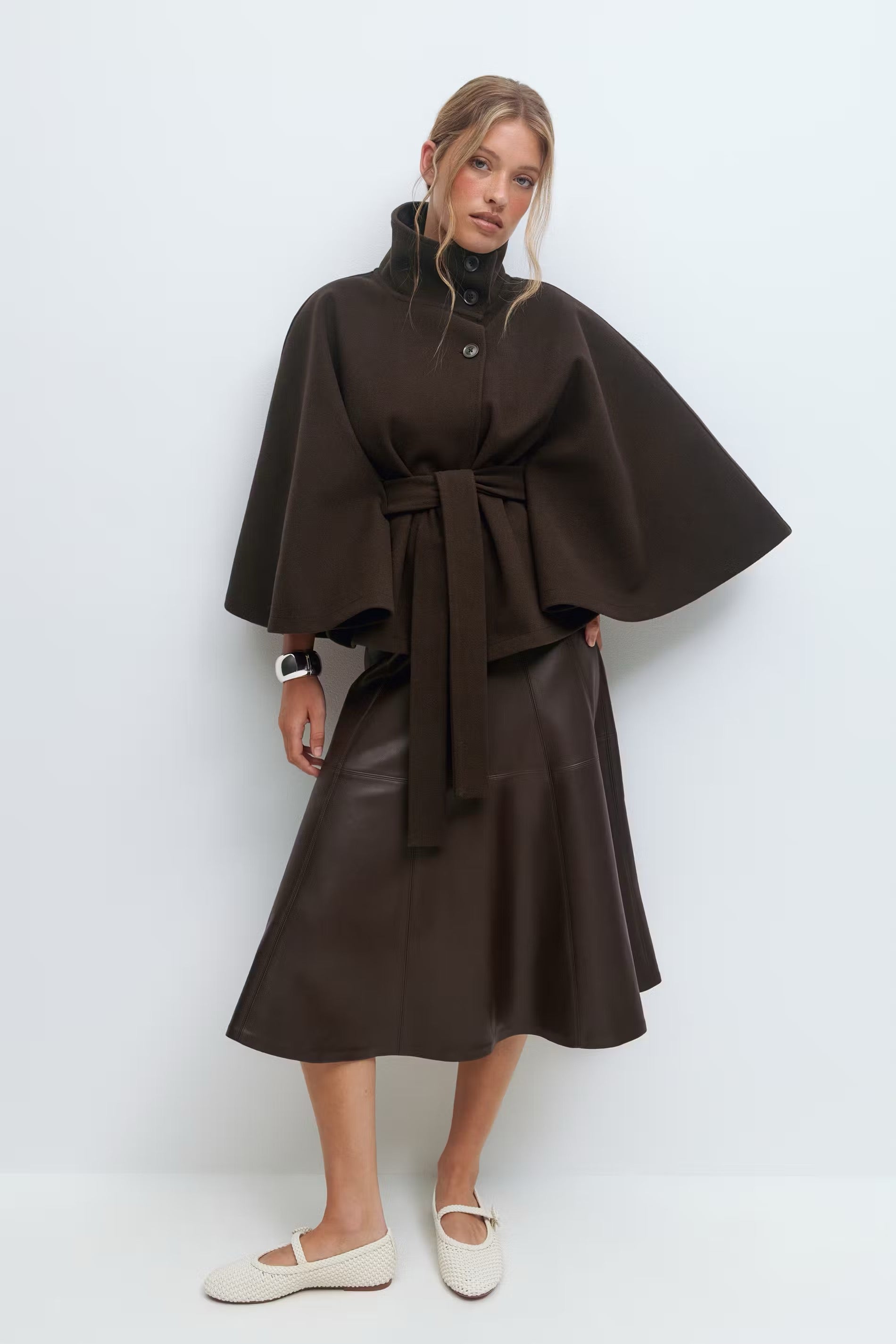 Mivaru I Viral Belt cape jacket
