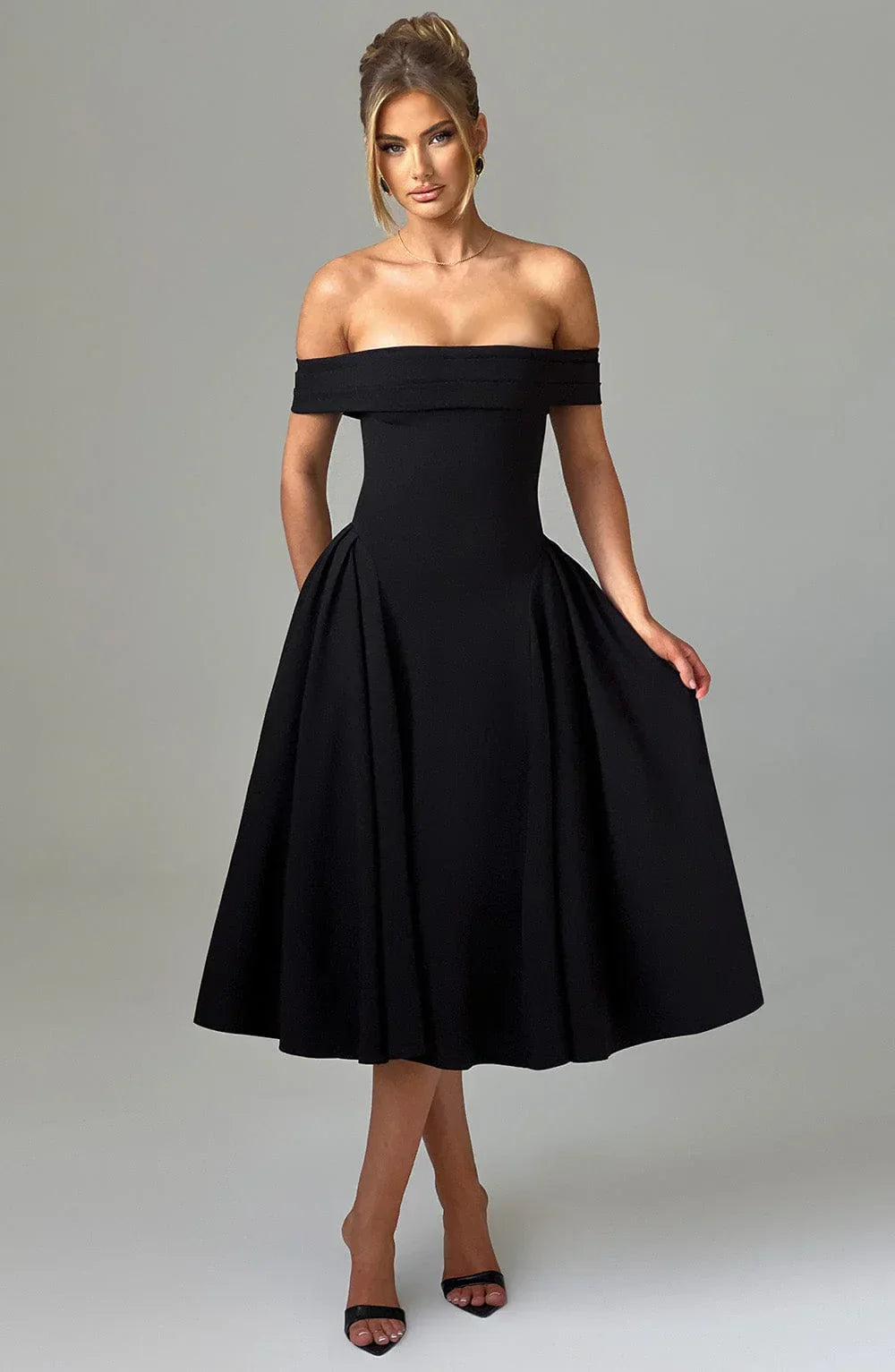 Alexander Saint Effortlessly Elegant Midi Dress