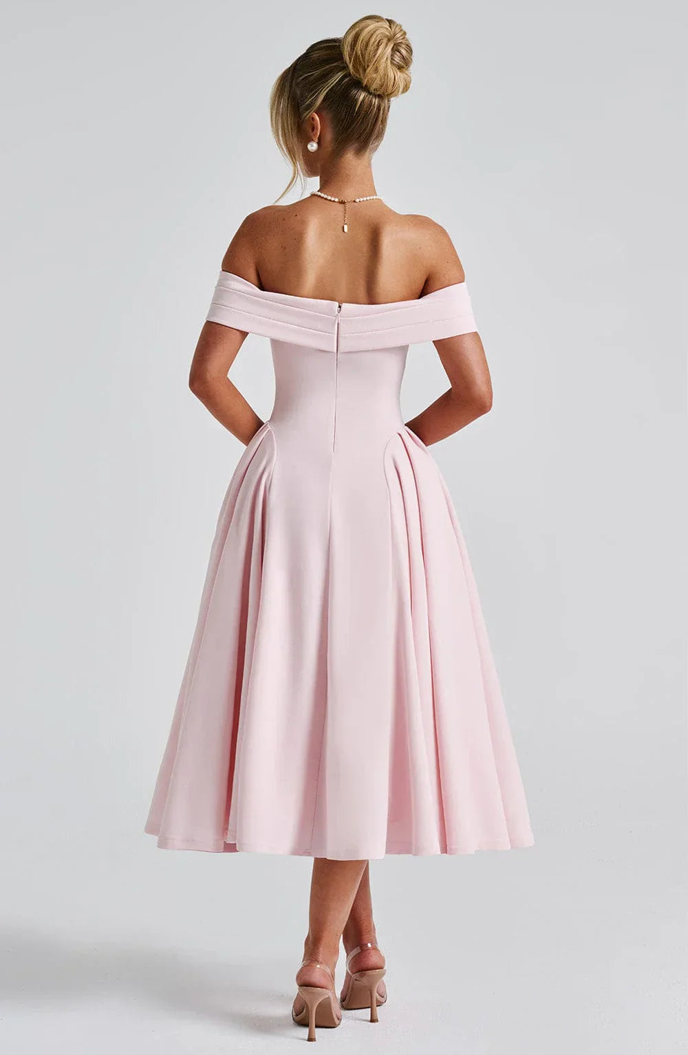 Alexander Saint Effortlessly Elegant Midi Dress