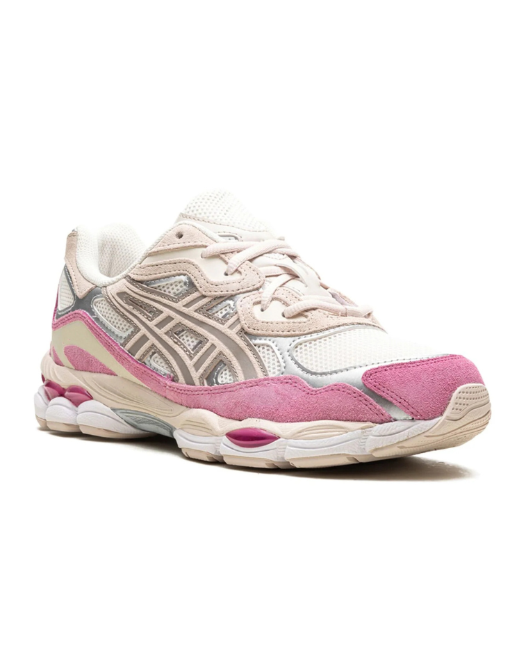 Azura Runner Sneakers